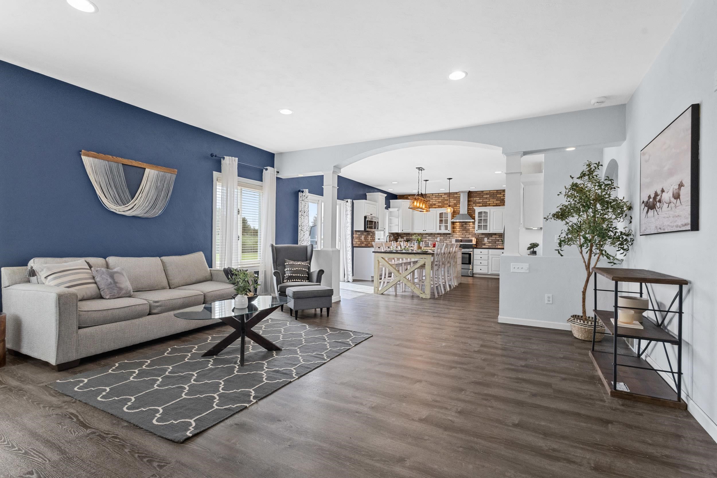 Neenah, Wisconsin, 54956, United States, 4 Bedrooms Bedrooms, ,4 BathroomsBathrooms,Residential,For Sale,1930712