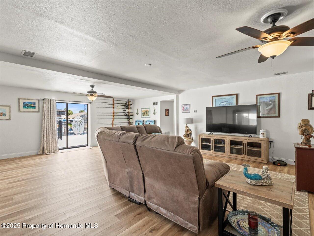 Hernando Beach, Florida, 34607, United States, 5 Bedrooms Bedrooms, ,4 BathroomsBathrooms,Residential,For Sale,1902027