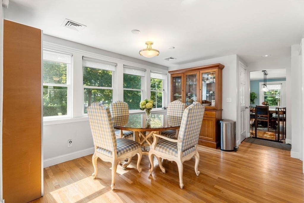 Marblehead, Massachusetts, 01945, United States, 4 Bedrooms Bedrooms, ,3 BathroomsBathrooms,Residential,For Sale,1903628