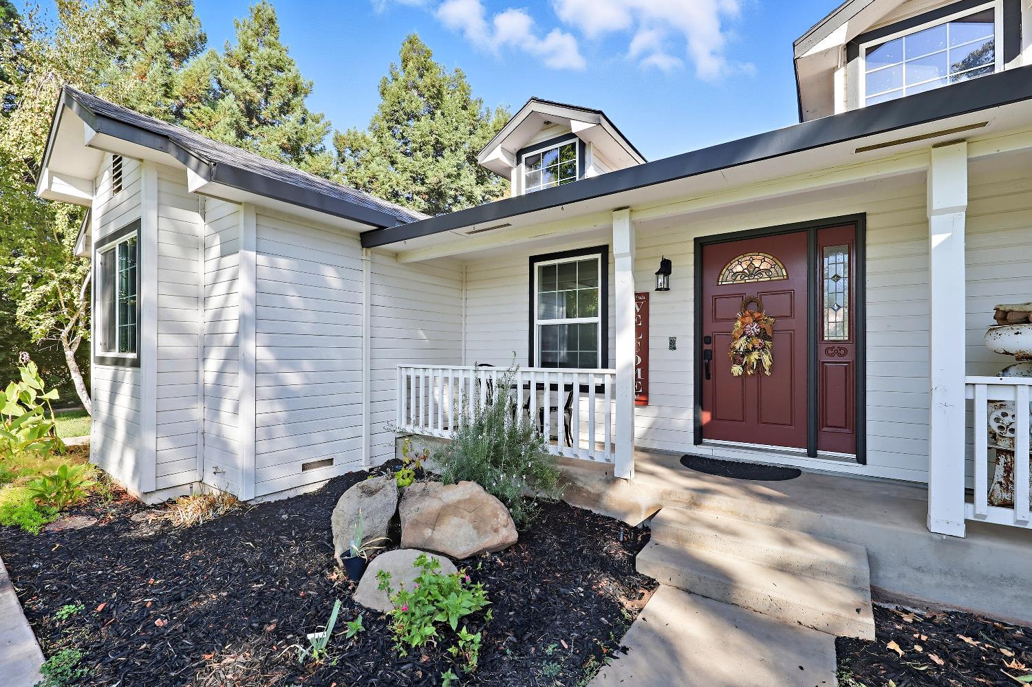 Le Grand, California, 95333, United States, 4 Bedrooms Bedrooms, ,3 BathroomsBathrooms,Residential,For Sale,1977955