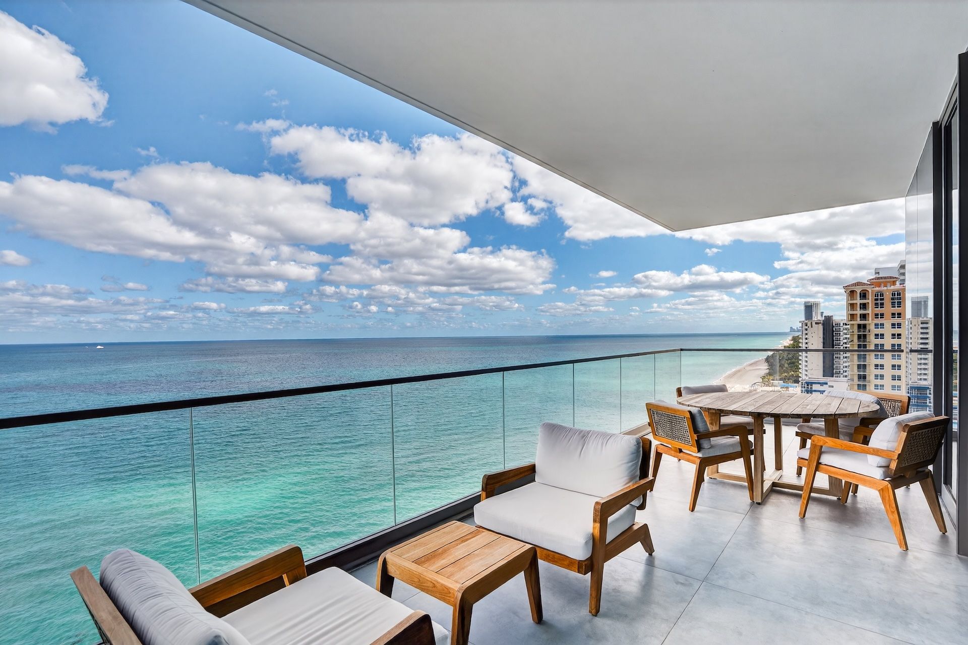  2000 S Ocean Dr, Hallandale Beach, FL, 33009 - 物件實景