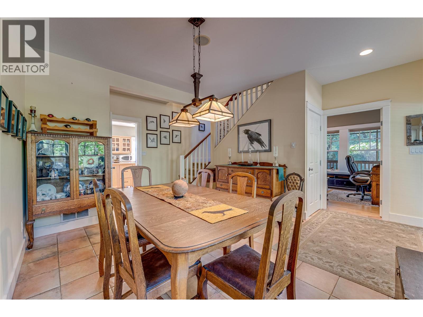 VERNON, British Columbia, V1T 2P9, CA, 5 Bedrooms Bedrooms, ,4 BathroomsBathrooms,Residential,For Sale,1948621