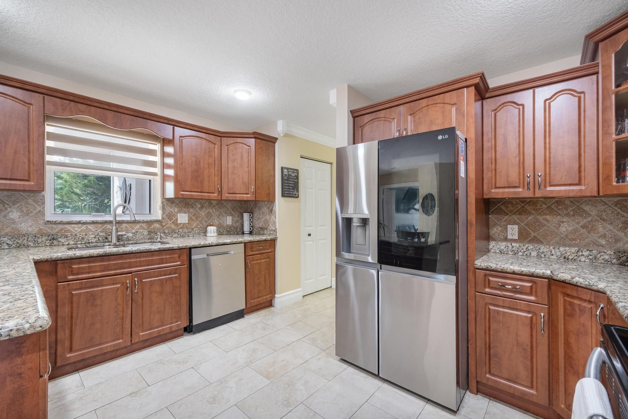  1128 Hatteras Circle, Greenacres, FL, 33413 - 物件實景