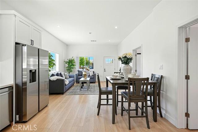 Paramount, California, 90723, United States, ,Residential,For Sale,1936983