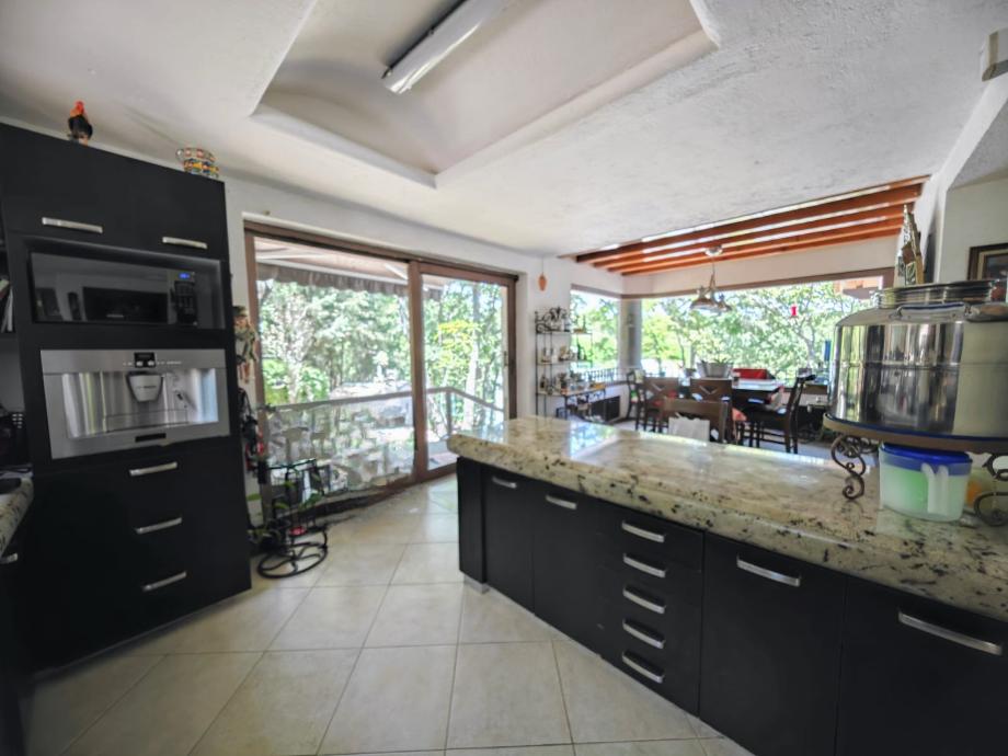 Hacienda de Tepeapulco, Atizapán de Zaragoza, Estado de méxico, 52937, Mexico, 4 Bedrooms Bedrooms, ,6 BathroomsBathrooms,Residential,For Sale,Hacienda de Tepeapulco,1652808