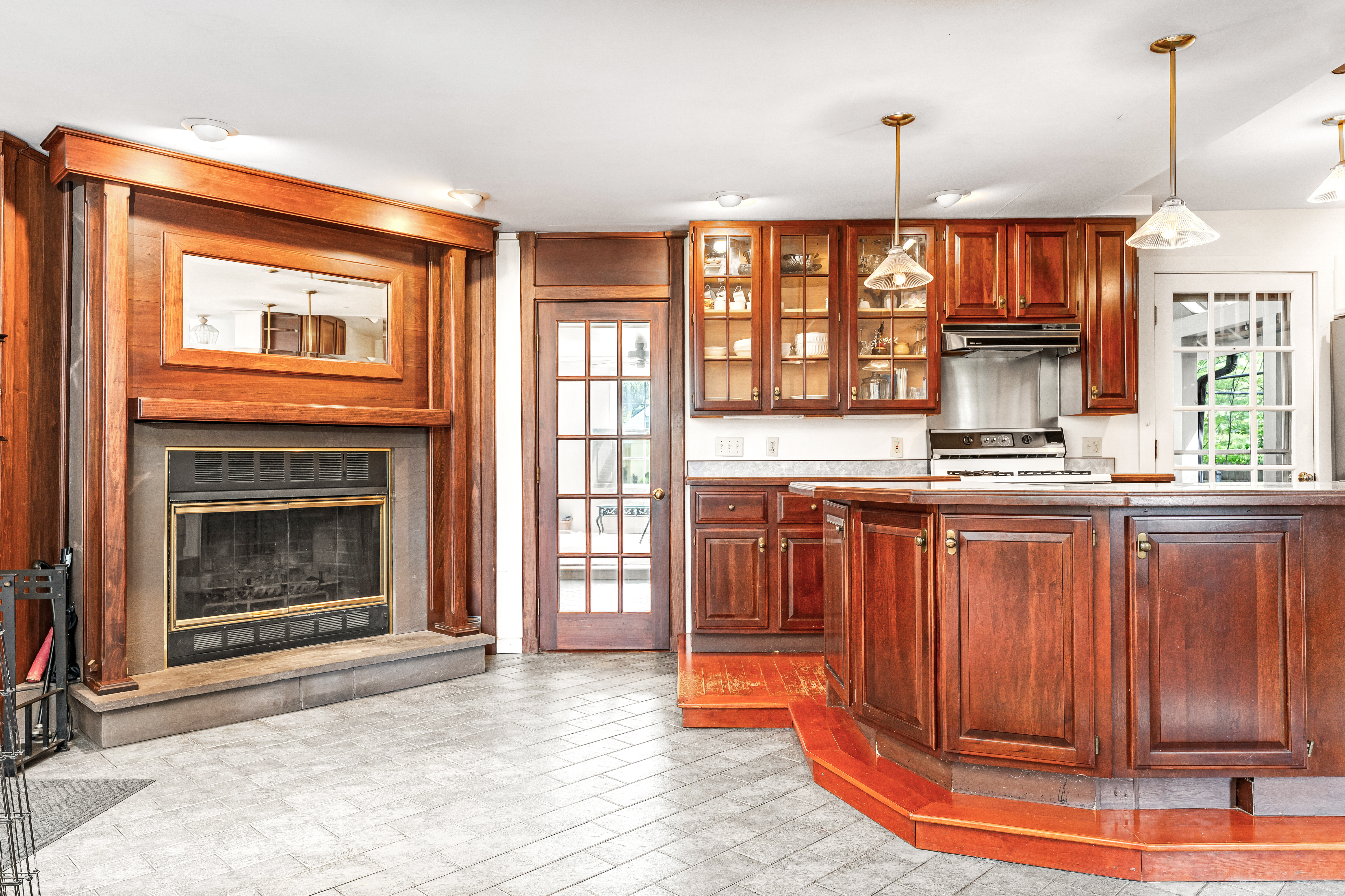  40 South Lane, Barrington, RI - 物件實景
