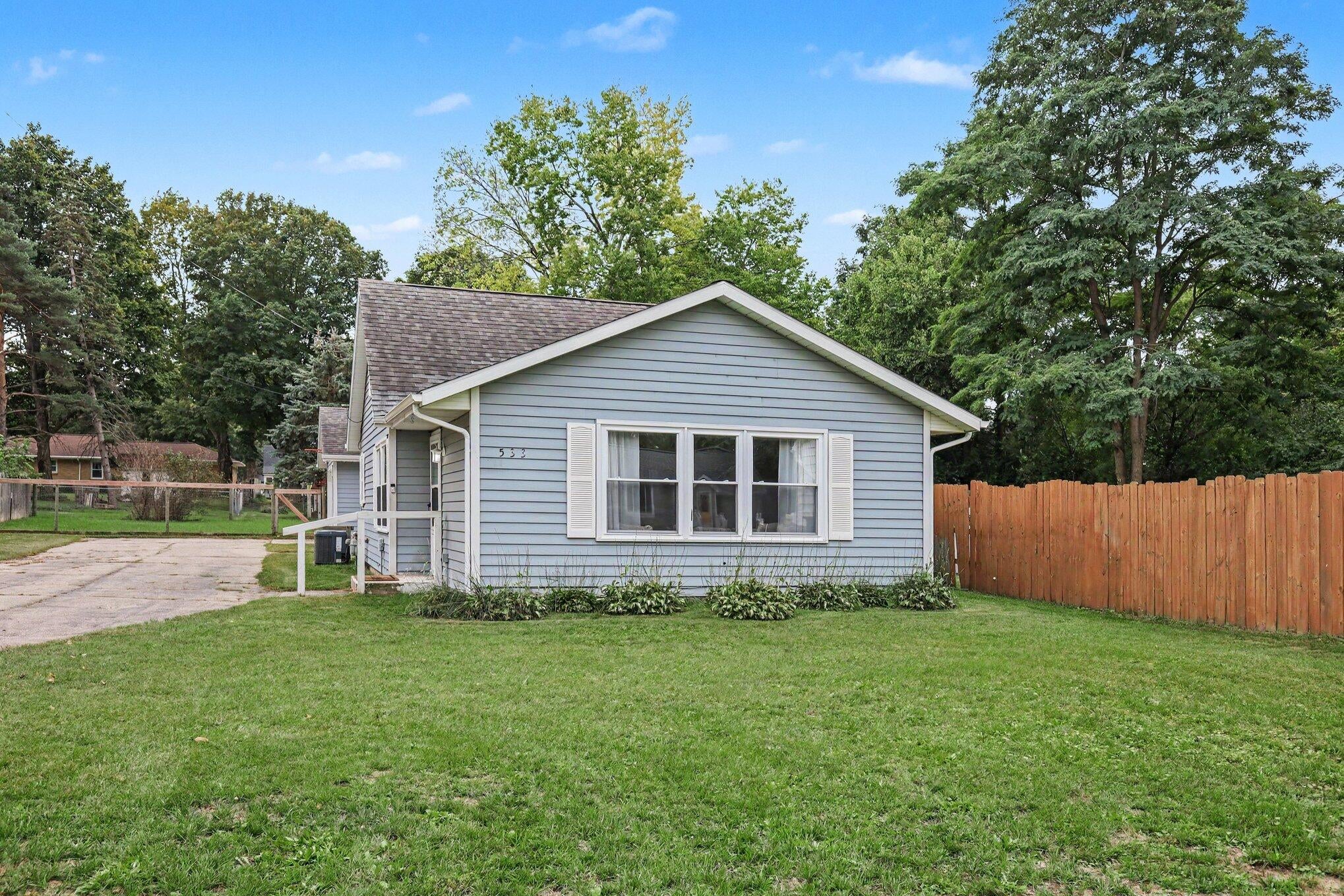 Cherry St, Wayland, MI 49348 #1