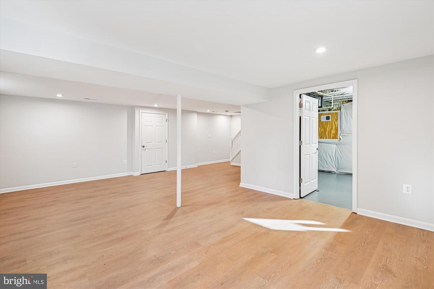 Riva, Maryland, 21140, United States, 4 Bedrooms Bedrooms, ,3 BathroomsBathrooms,Residential,For Sale,1993297