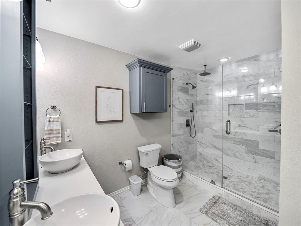 Dallas, Texas, 75229, United States, 3 Bedrooms Bedrooms, ,3 BathroomsBathrooms,Residential,For Sale,1912559