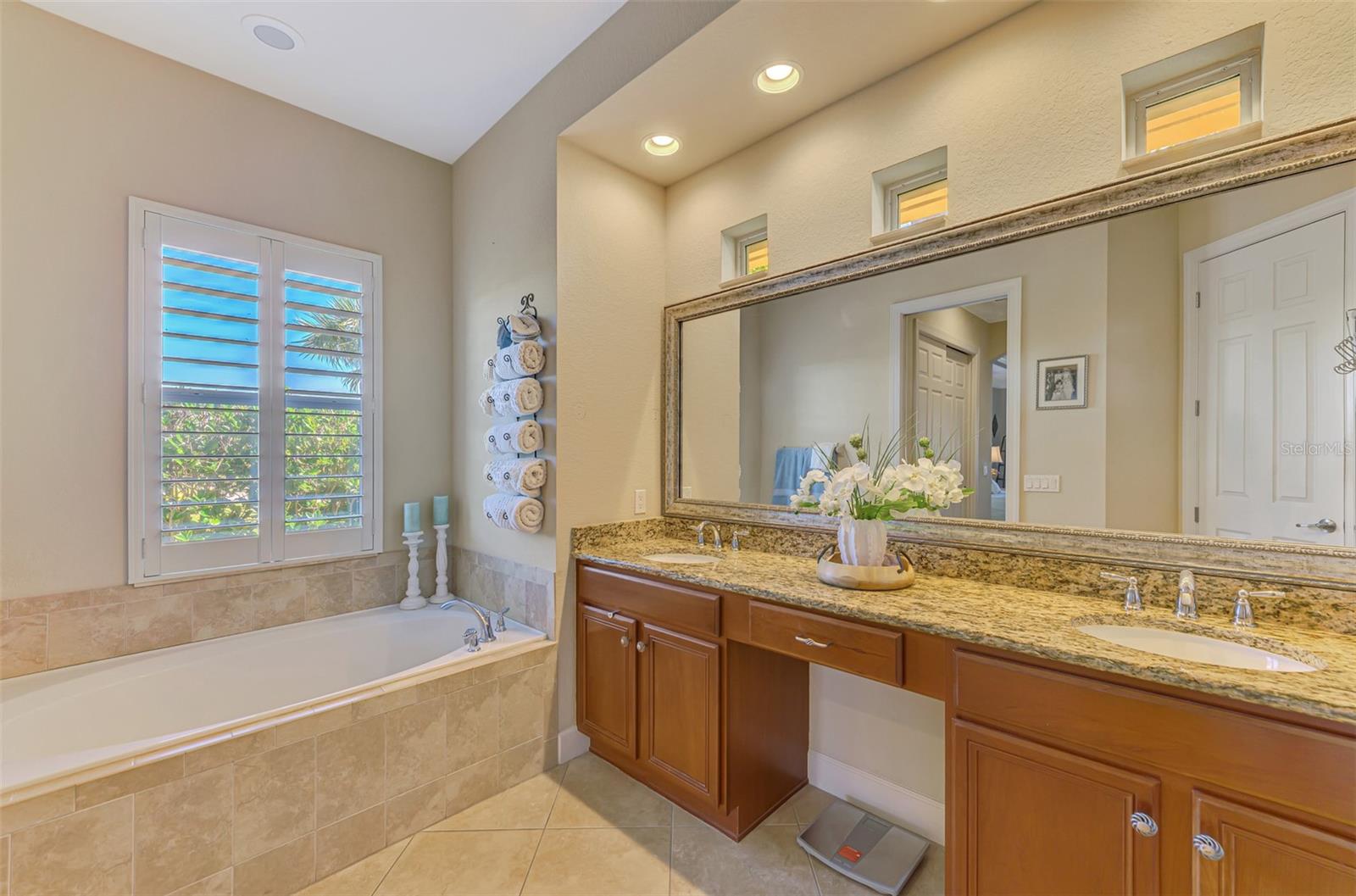 PORT CHARLOTTE, Florida, 33953, United States, 4 Bedrooms Bedrooms, ,3 BathroomsBathrooms,Residential,For Sale,2015310