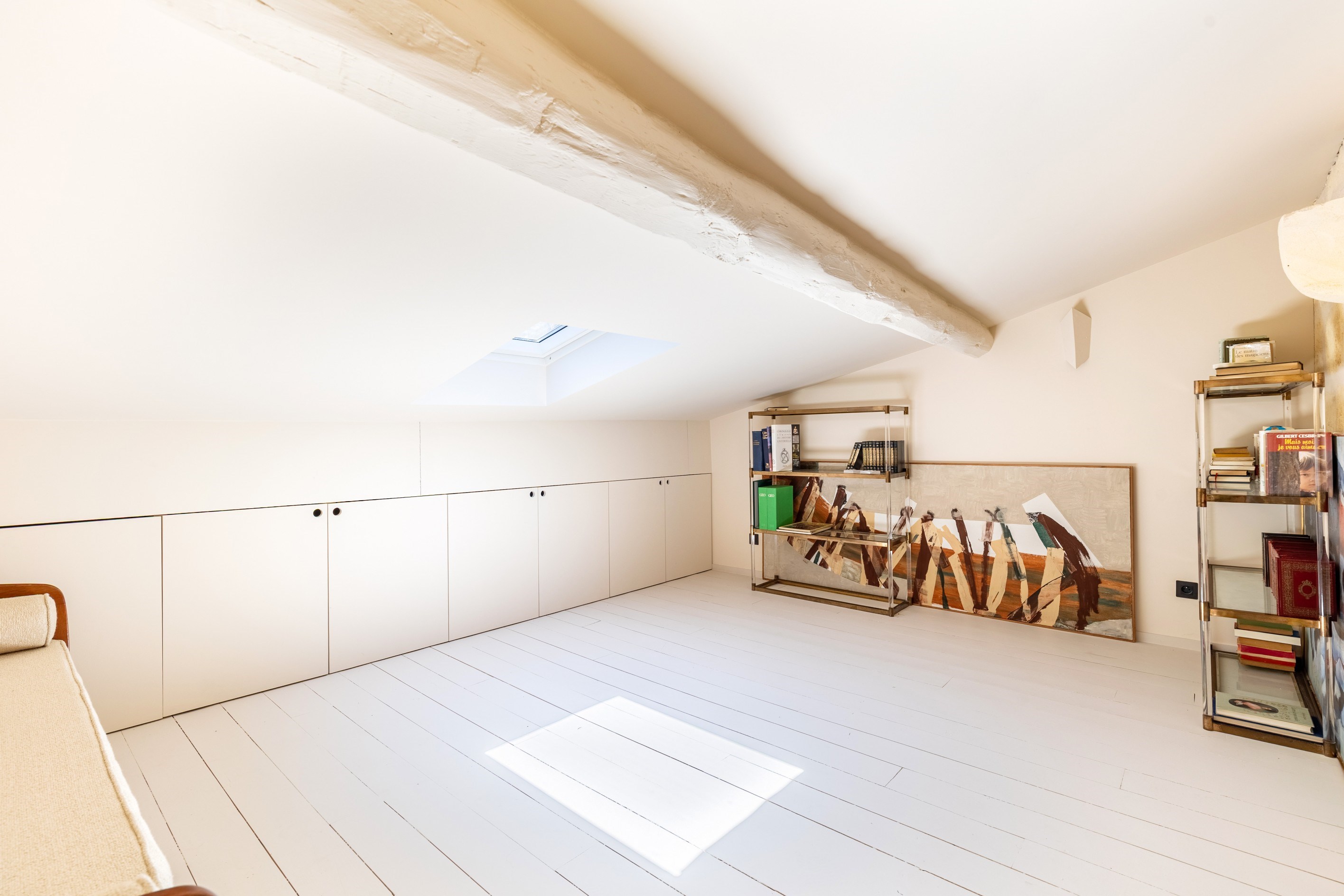 BORDEAUX - FULLY AIR-CONDITIONED FLAT IN THE HEART OF CHARTRONS - 物件實景