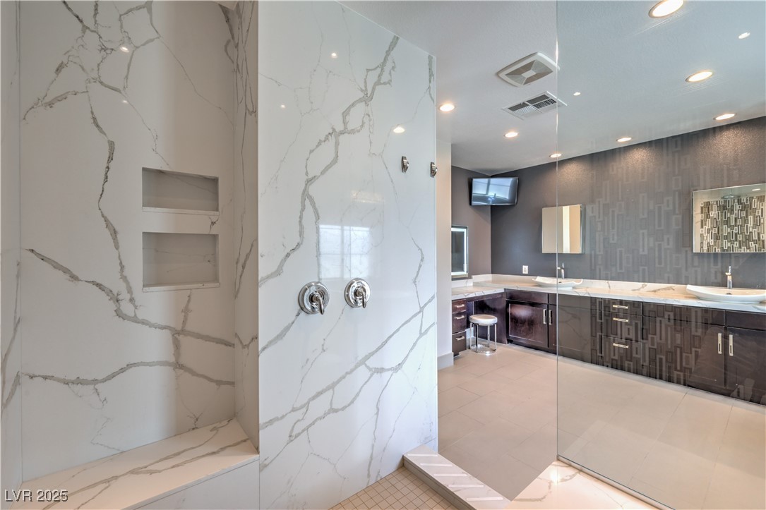 Las Vegas, Nevada, 89138, United States, 4 Bedrooms Bedrooms, ,2 BathroomsBathrooms,Residential,For Sale,1942321