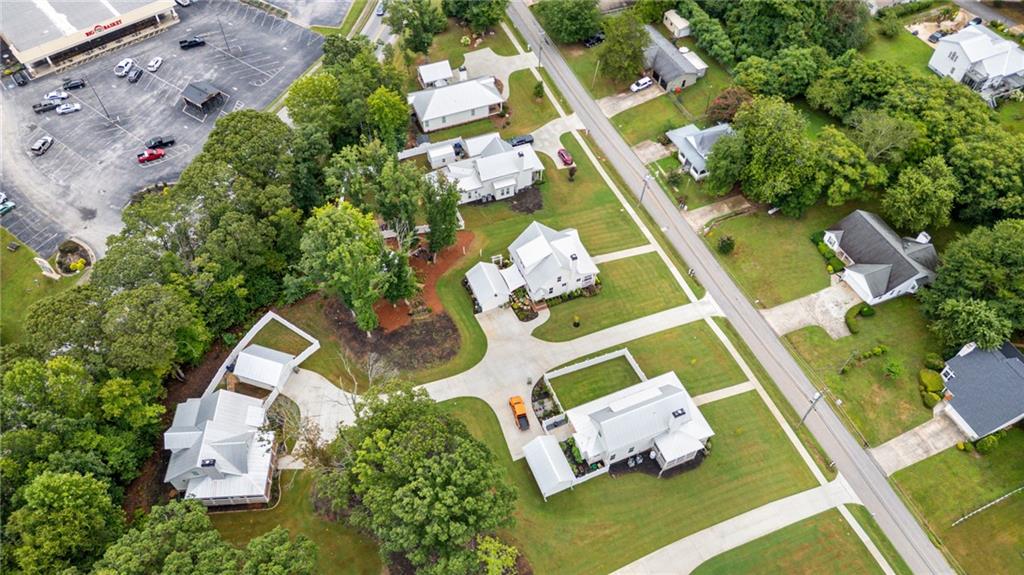 Cleveland, Georgia, 30528, United States, 3 Bedrooms Bedrooms, ,3 BathroomsBathrooms,Residential,For Sale,1905575