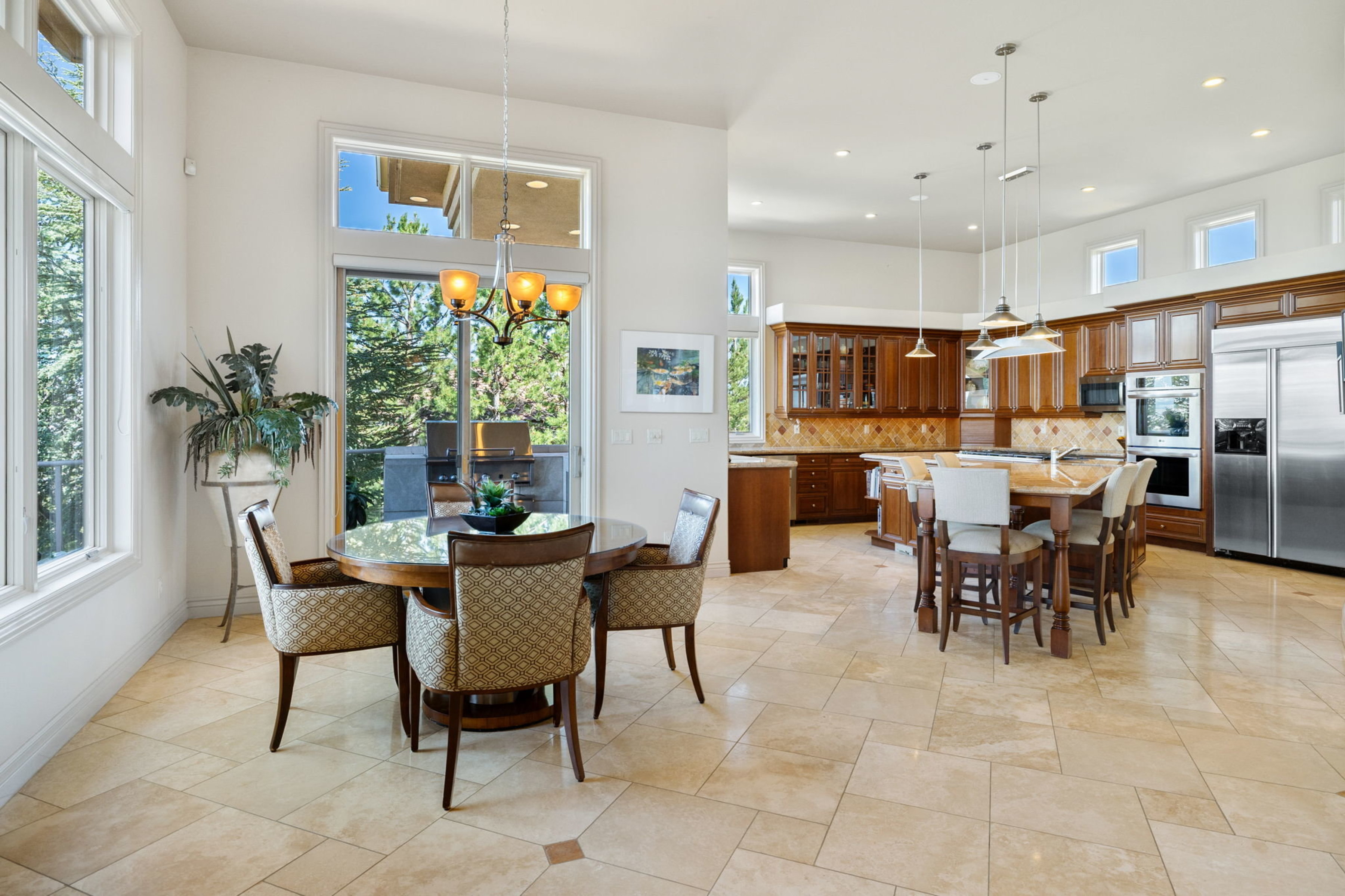  Stunning Custom Home with Breathtaking Views in Reno - 物件實景