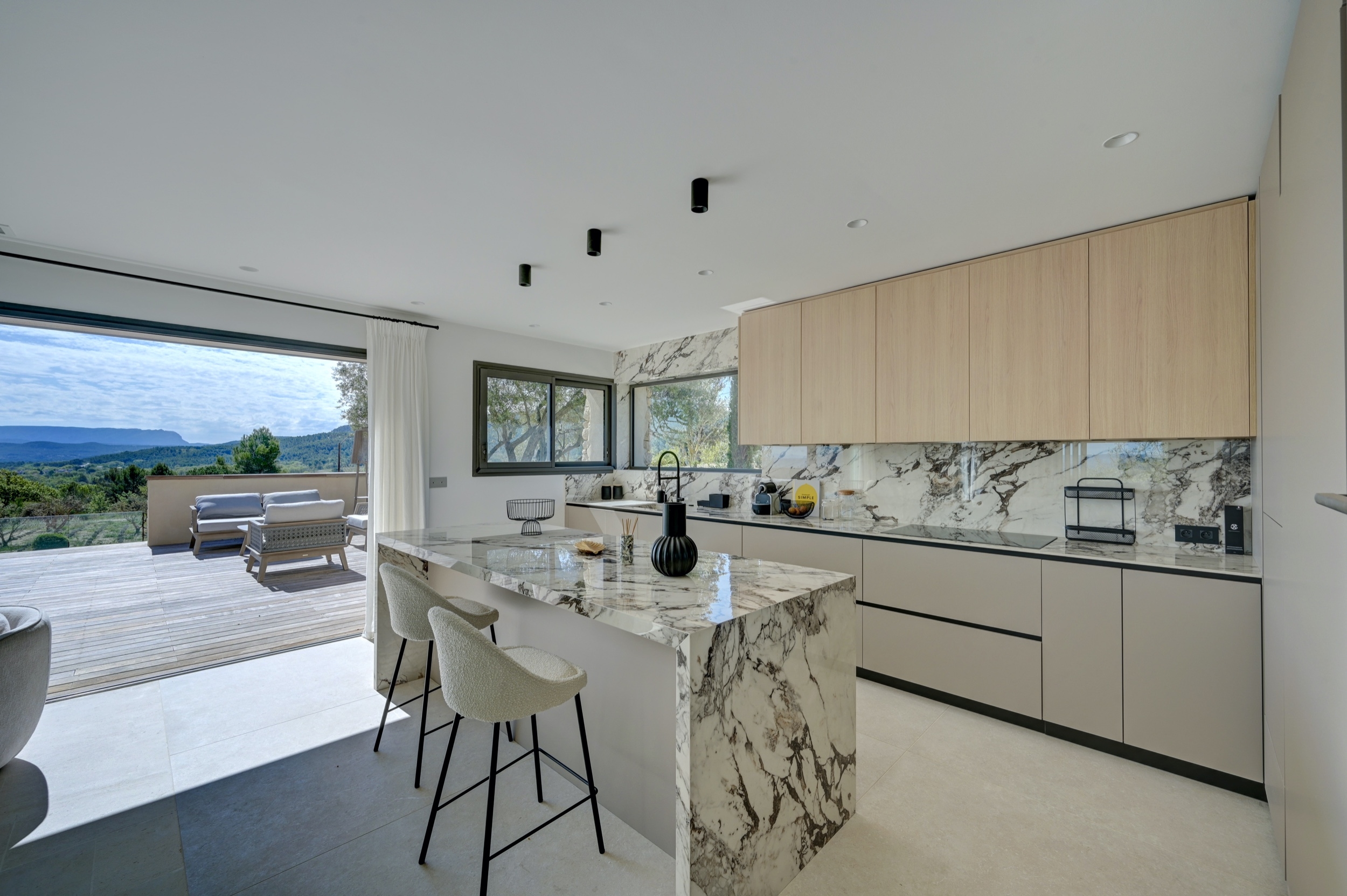  Exceptional Provençal Estate – Fully Renovated Luxury between Sainte-Victoire a… - 物件實景