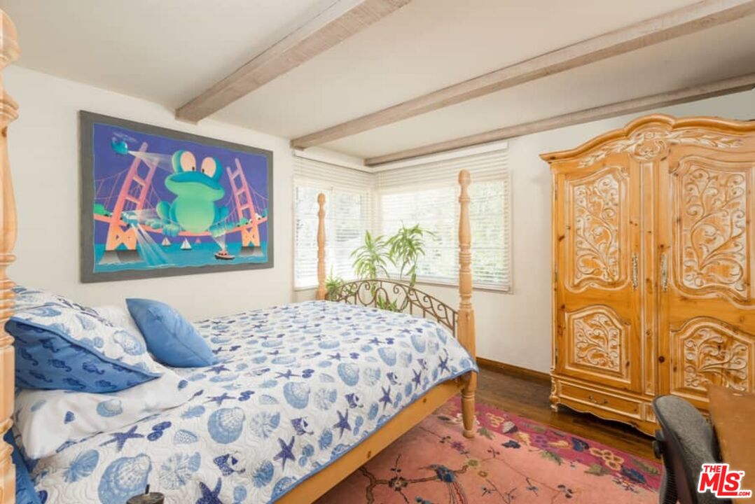 Los Angeles, California, 90049, United States, 3 Bedrooms Bedrooms, ,2 BathroomsBathrooms,Residential,For Sale,1913369