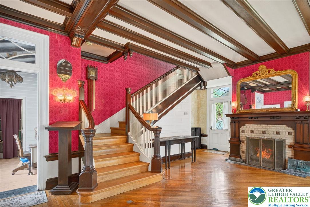 Jim Thorpe Boro, Pennsylvania, 18229, United States, 7 Bedrooms Bedrooms, ,3 BathroomsBathrooms,Residential,For Sale,1903669