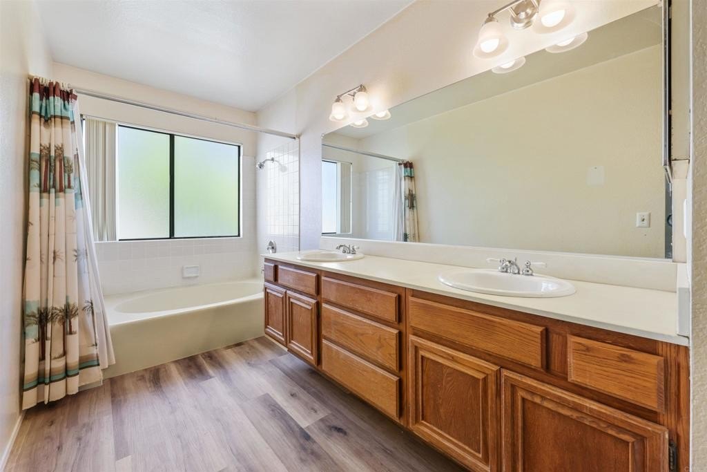 San Diego, California, 92119, United States, 3 Bedrooms Bedrooms, ,3 BathroomsBathrooms,Residential,For Sale,1951168