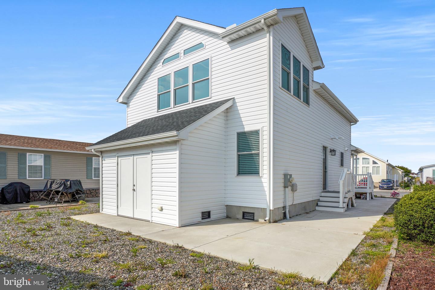 Ocean City, Maryland, 21842, United States, 3 Bedrooms Bedrooms, ,2 BathroomsBathrooms,Residential,For Sale,1794225