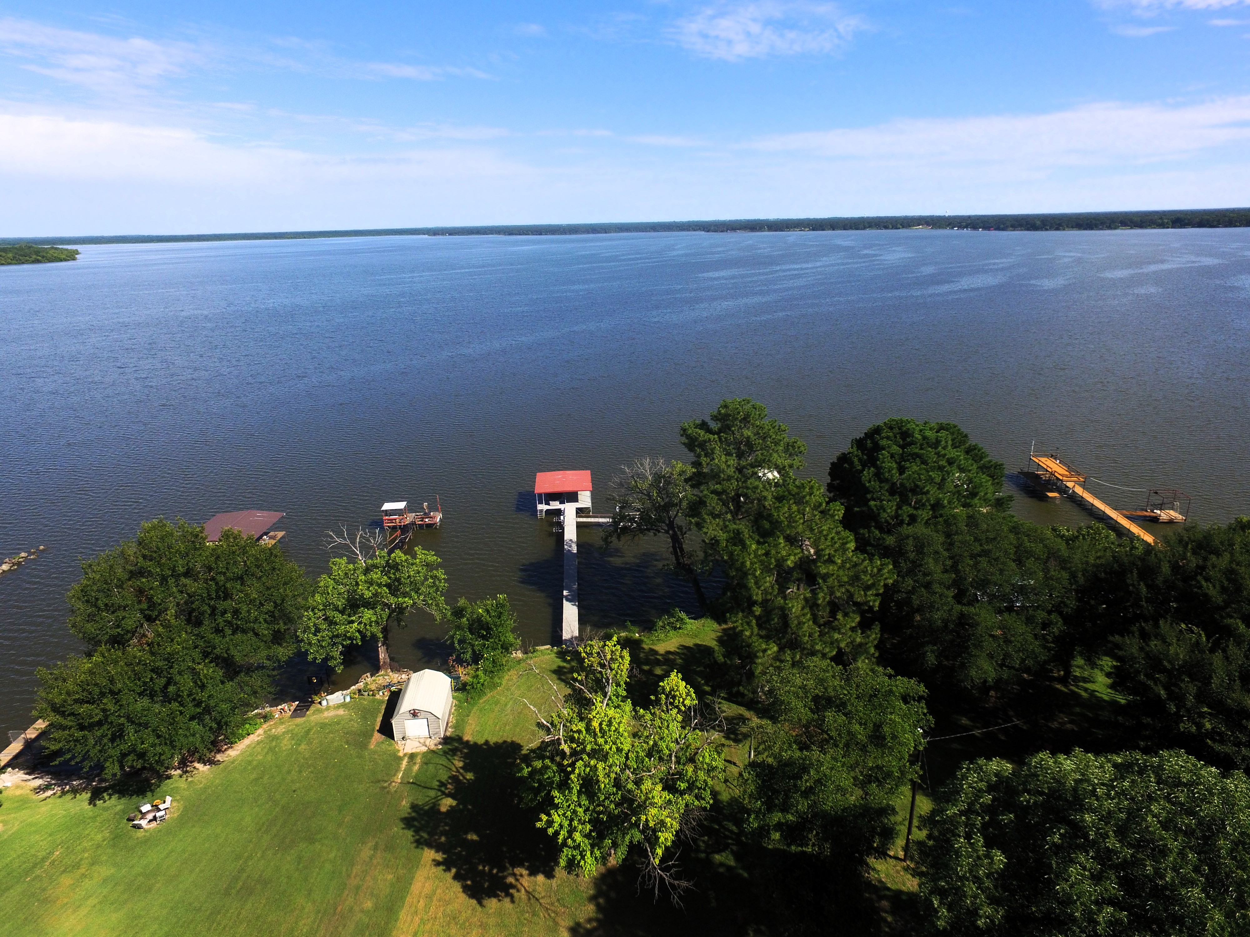 Quinlan, Texas, 75474, United States, 5 Bedrooms Bedrooms, ,4 BathroomsBathrooms,Residential,For Sale,1978468