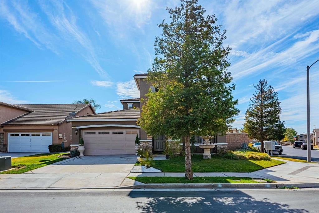 Hemet, California, 92545, United States, 5 Bedrooms Bedrooms, ,3 BathroomsBathrooms,Residential,For Sale,1877252