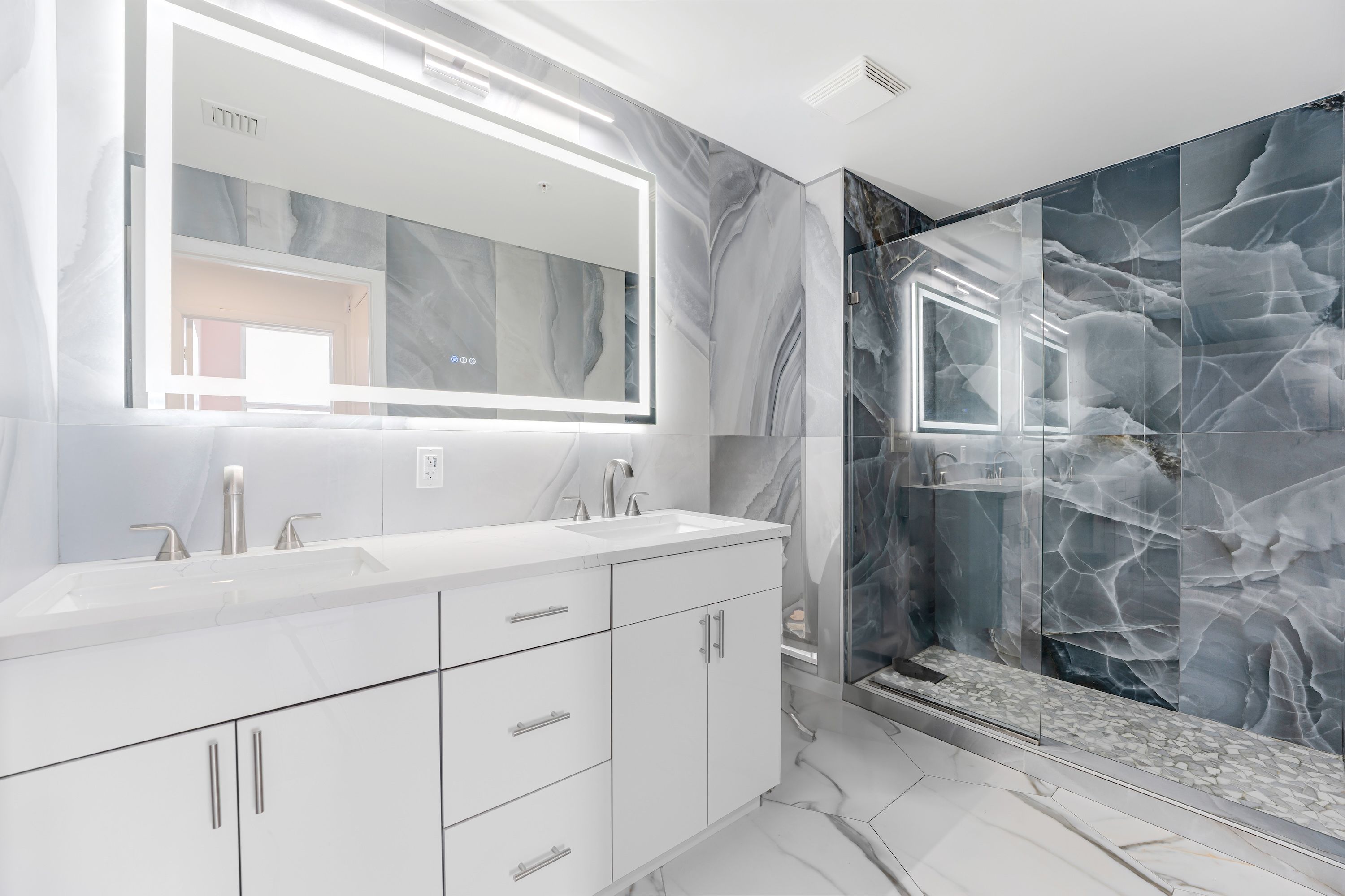  31 SE 5th St, Miami, FL, 33131 - 物件實景