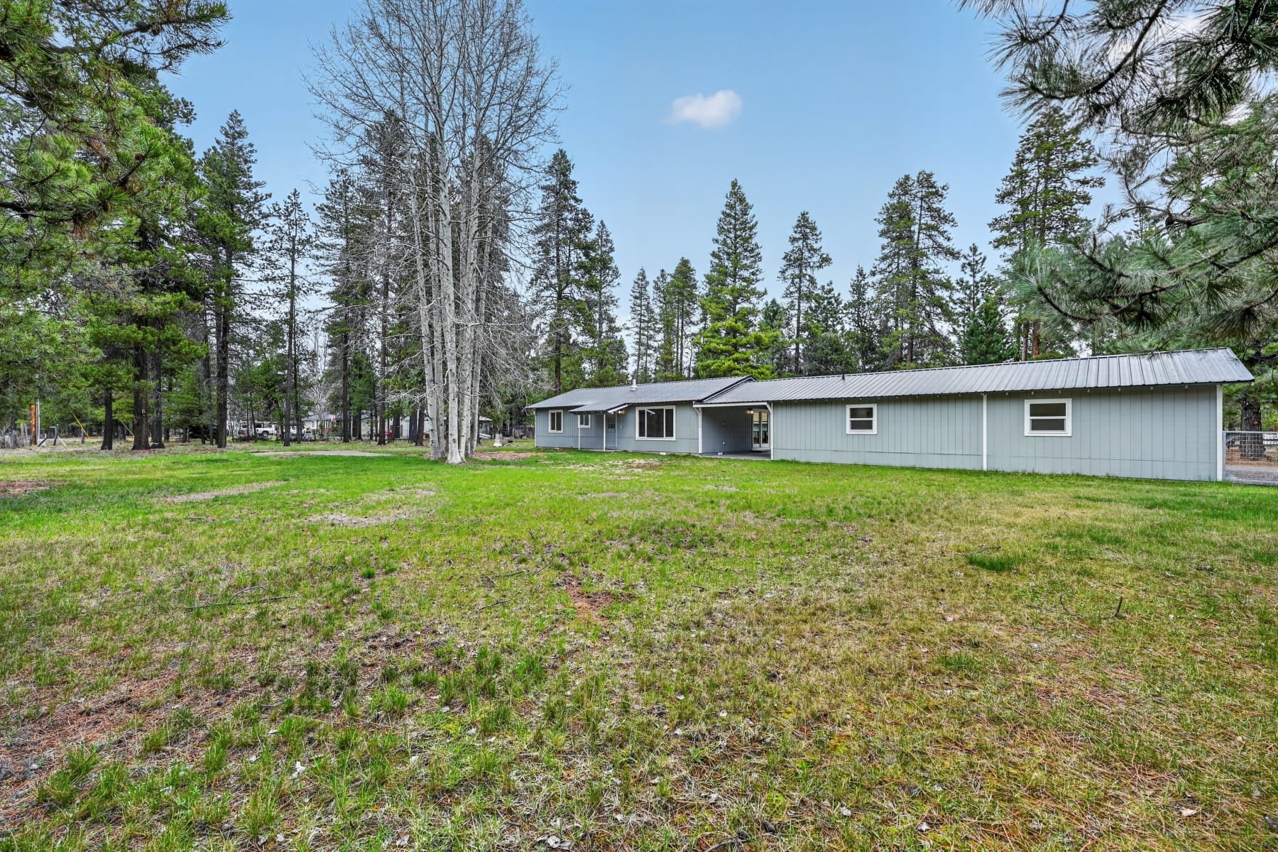  51448 Cedar Road La Pine, OR 97739 - 物件實景