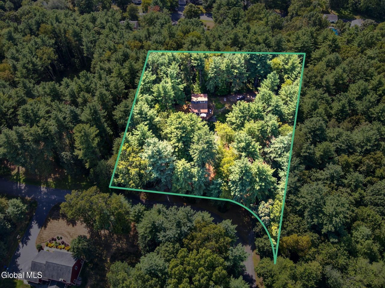 Valatie, New York, 12184, United States, 5 Bedrooms Bedrooms, ,3 BathroomsBathrooms,Residential,For Sale,1924980