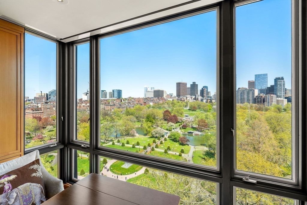 Boston, Massachusetts, 02116, United States, 1 Bedroom Bedrooms, ,2 BathroomsBathrooms,Residential,For Sale,1787577