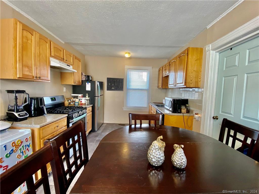 Orchard St, Stamford, CT 06902