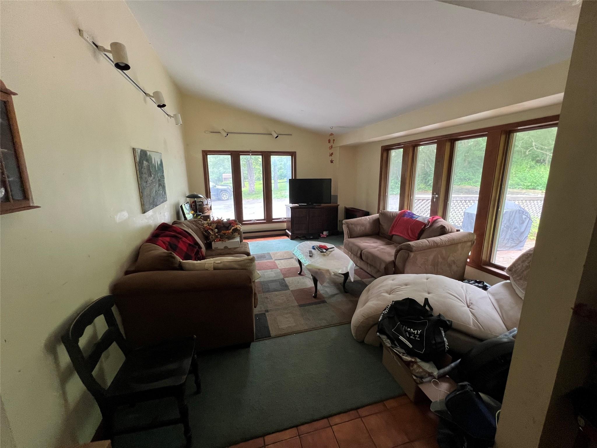1282 Route 82, Hopewell Junction, New York, 12533, United States, 4 Bedrooms Bedrooms, ,2 BathroomsBathrooms,Residential,For Sale,1282 Route 82,1680608