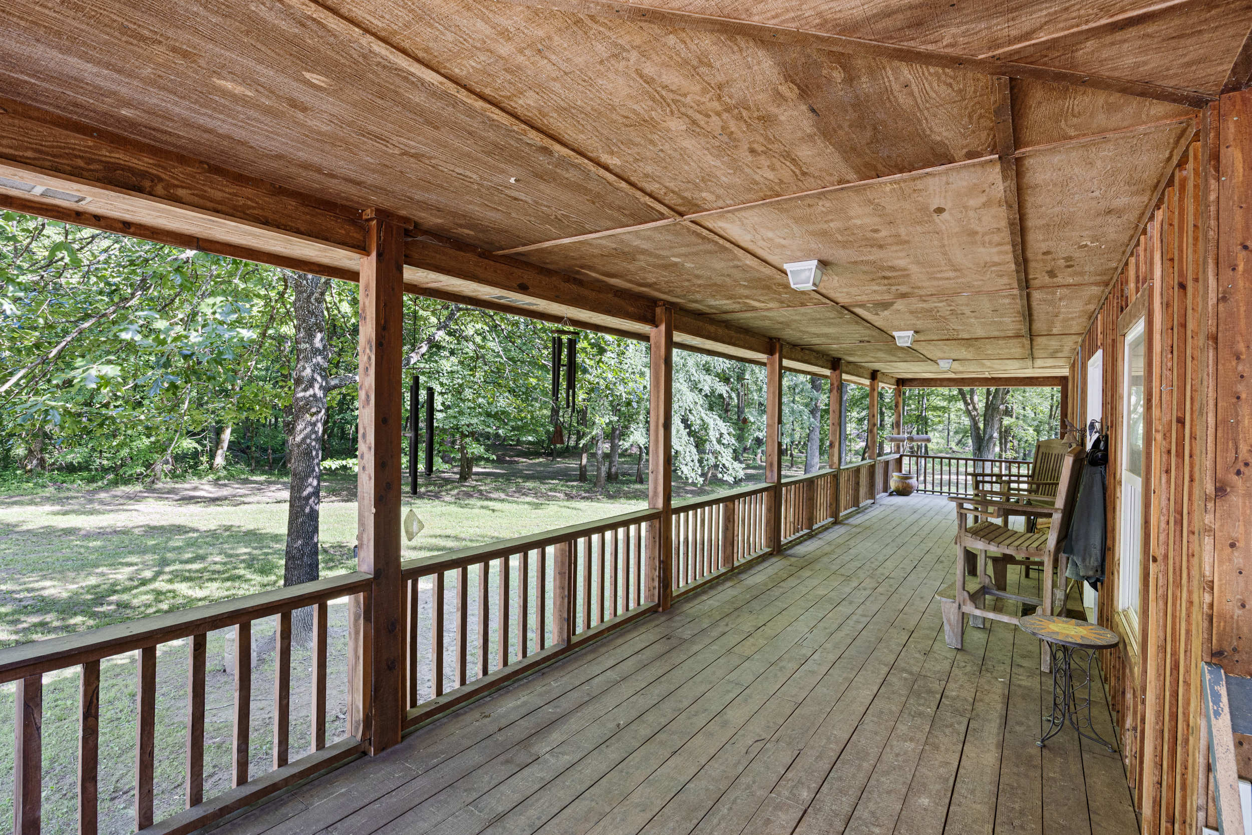 Pettigrew, Arkansas, 72752, United States, 5 Bedrooms Bedrooms, ,4 BathroomsBathrooms,Residential,For Sale,1826540
