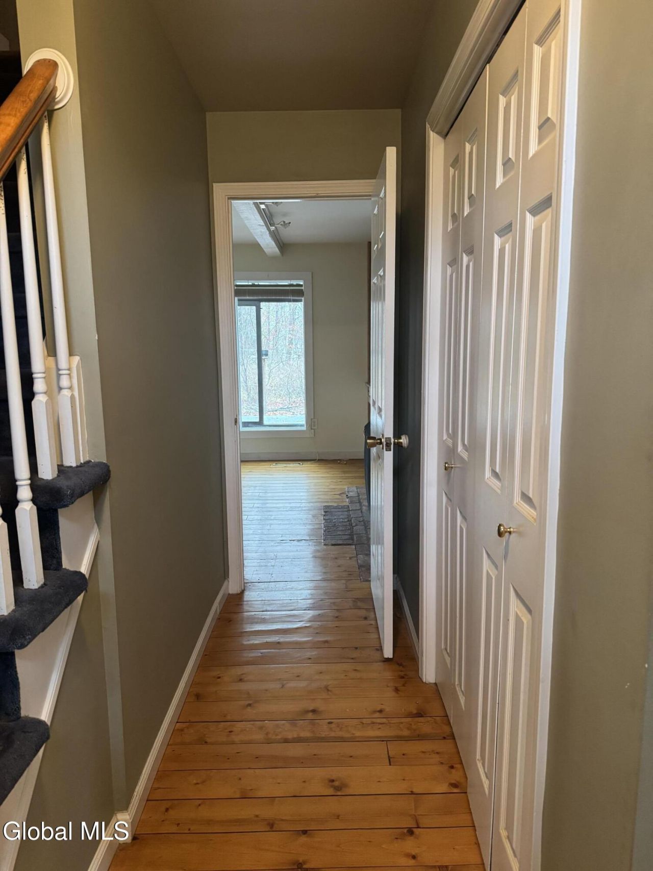 Rexford, New York, 12148, United States, 3 Bedrooms Bedrooms, ,3 BathroomsBathrooms,Residential,For Sale,2001928