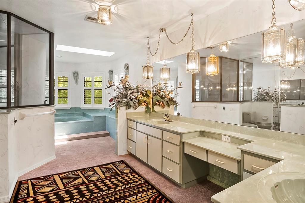 Weeki Wachee, Florida, 34607, United States, 4 Bedrooms Bedrooms, ,5 BathroomsBathrooms,Residential,For Sale,2009705