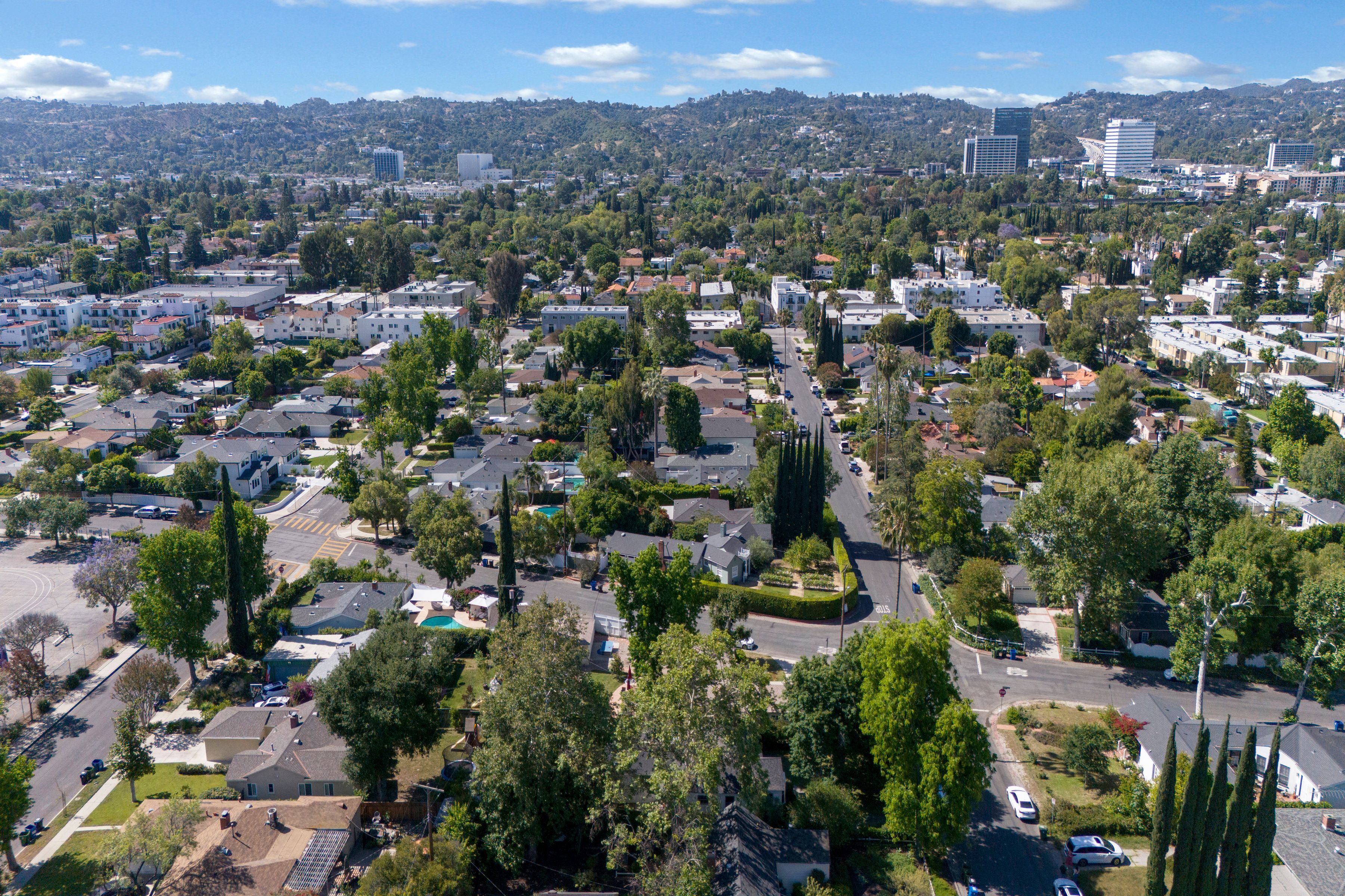  5326 Norwich Avenue, Sherman Oaks - 物件實景