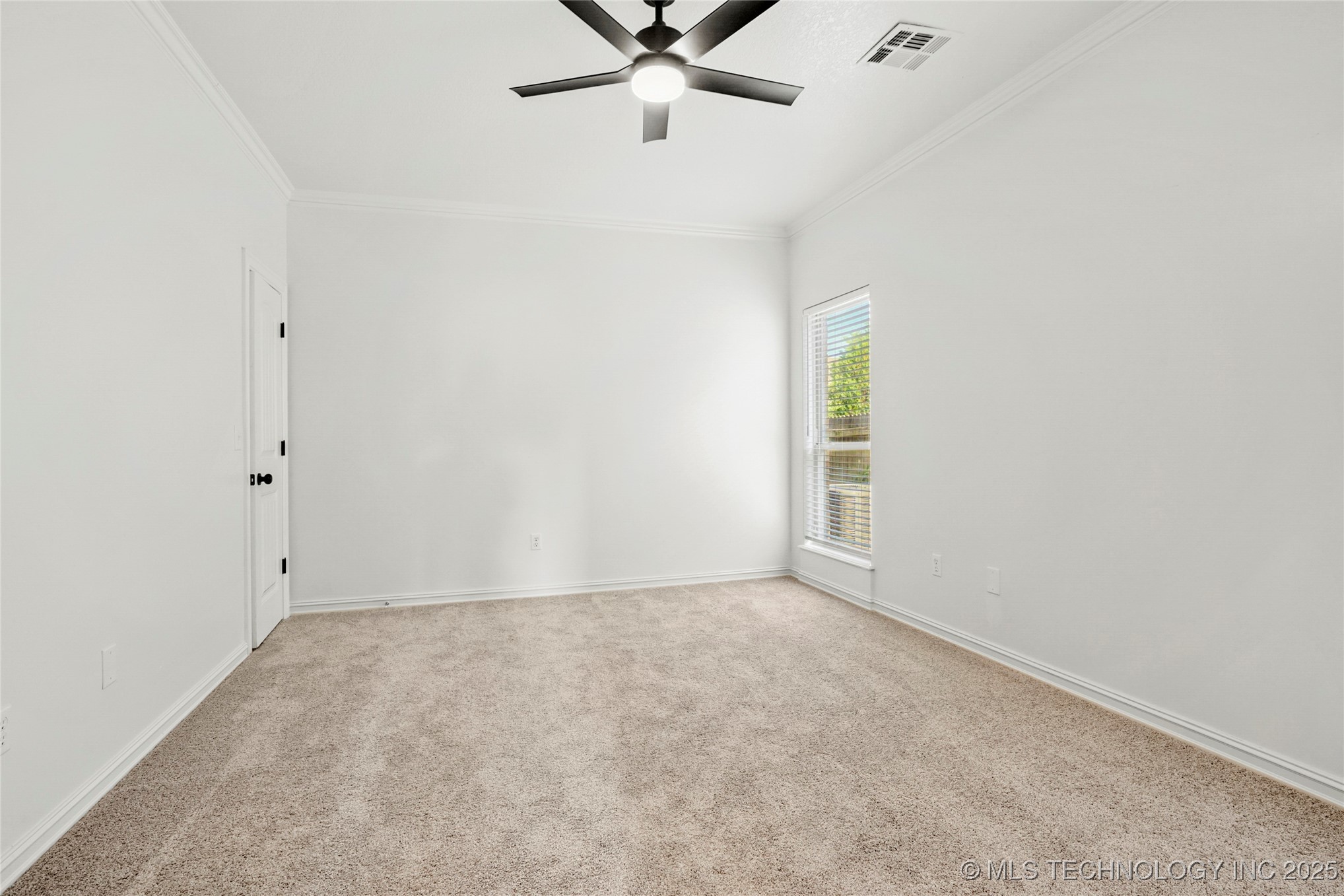 Bixby, Oklahoma, 74008, United States, 5 Bedrooms Bedrooms, ,4 BathroomsBathrooms,Residential,For Sale,1908435