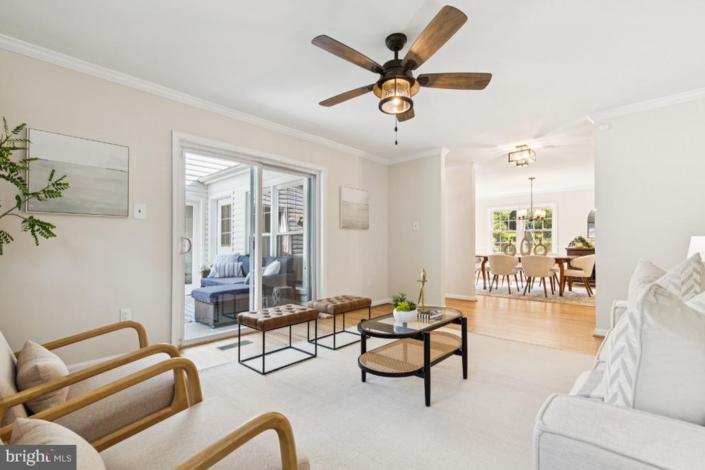 Fairfax, Virginia, 22030, United States, 3 Bedrooms Bedrooms, ,3 BathroomsBathrooms,Residential,For Sale,1904338