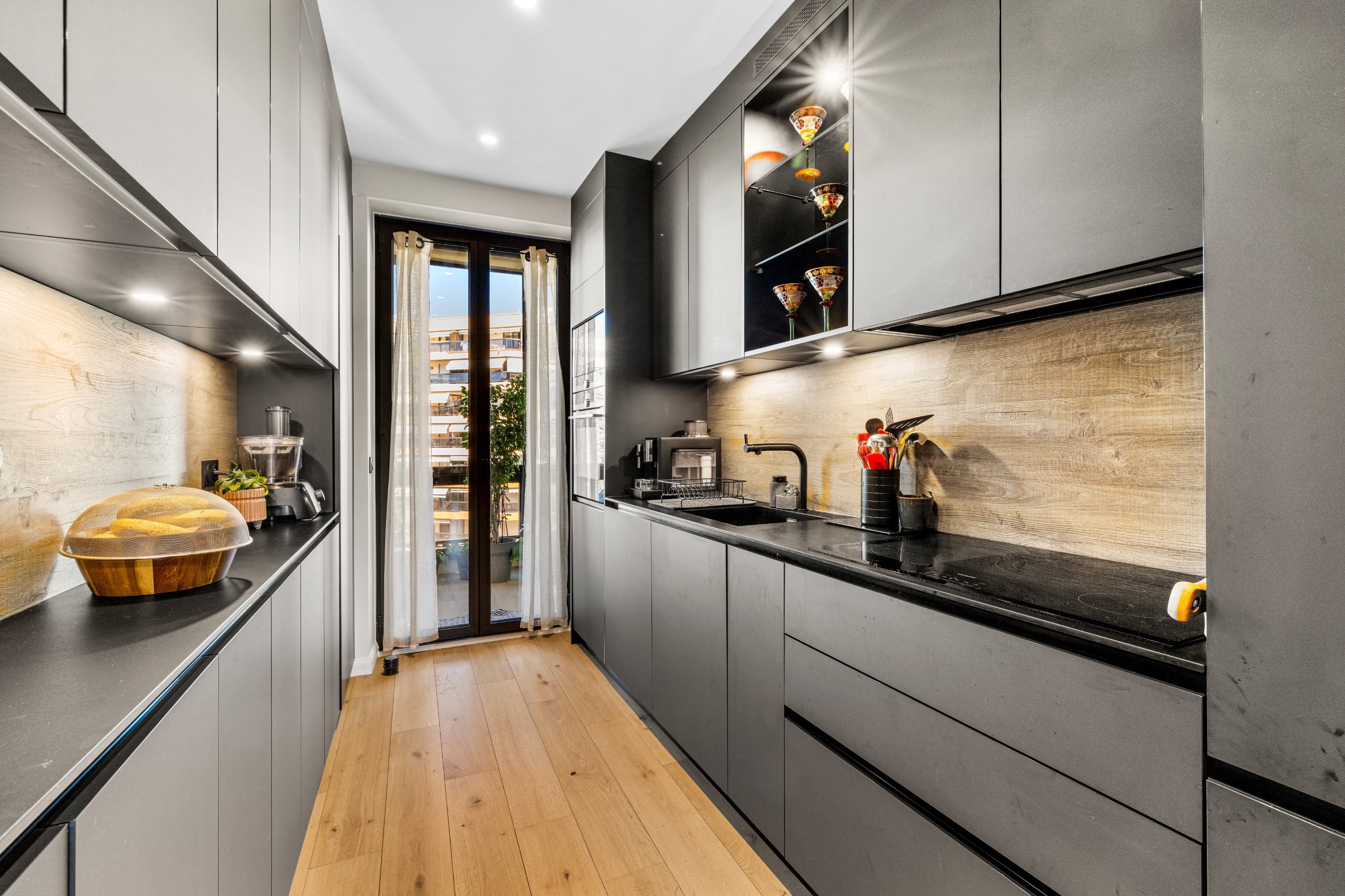 Nice Coulée Verte, Grand Hôtel : renovated 3-bedroom apartment with terrace - 物件實景