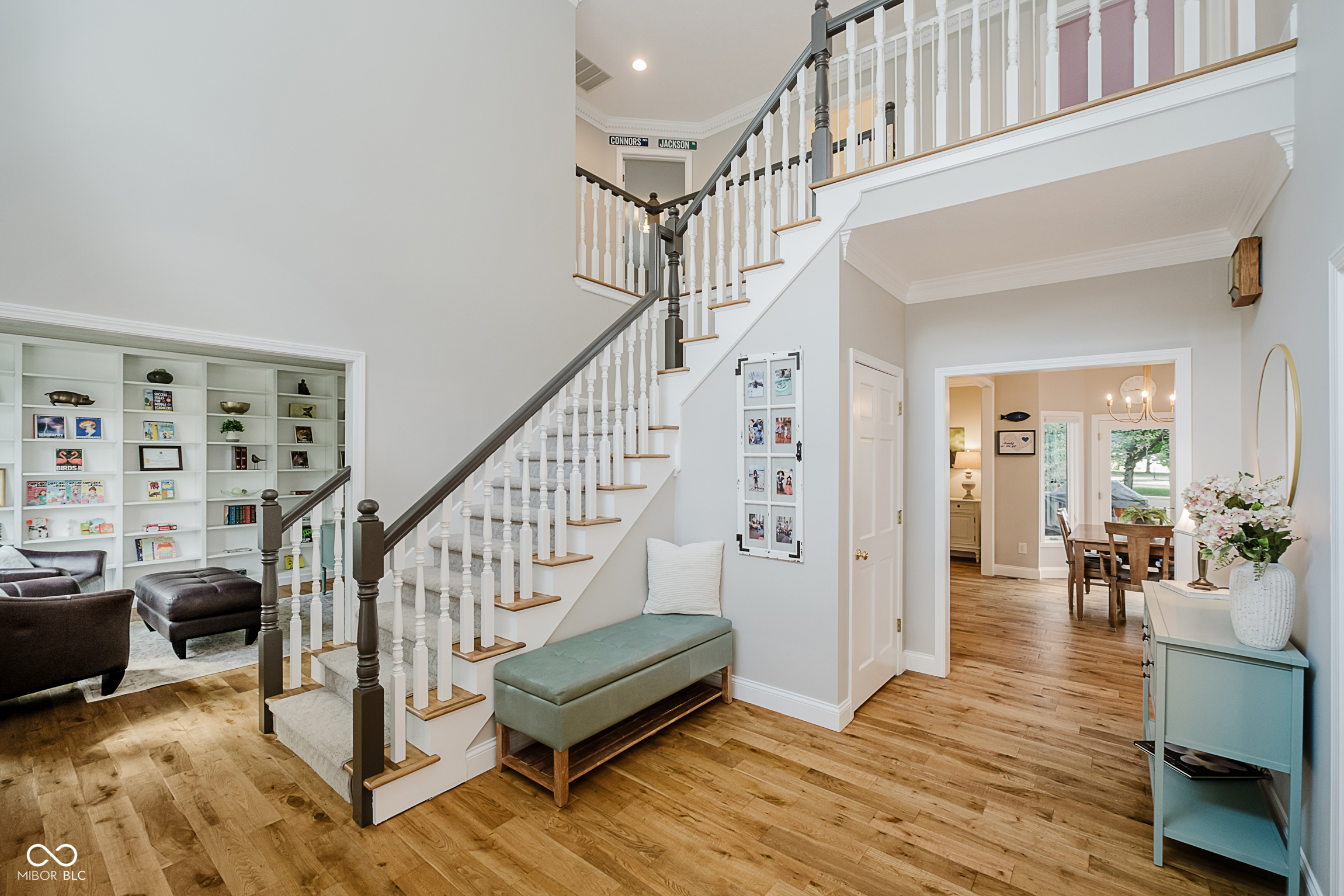 Carmel, Indiana, 46032, United States, 4 Bedrooms Bedrooms, ,4 BathroomsBathrooms,Residential,For Sale,1936006