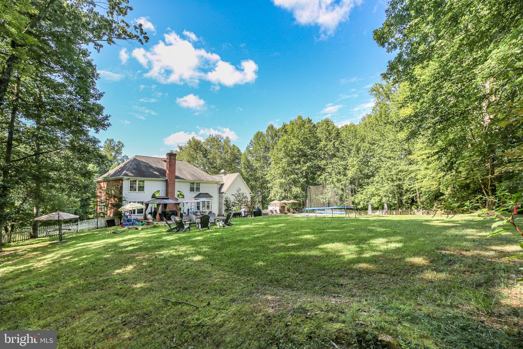 Fredericksburg, Virginia, 22407, United States, 5 Bedrooms Bedrooms, ,5 BathroomsBathrooms,Residential,For Sale,1927805