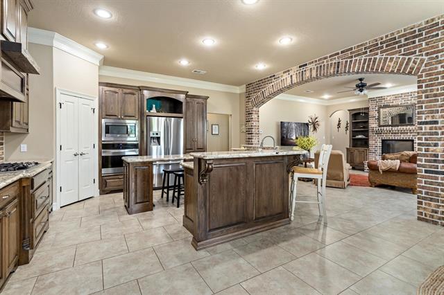 Orange, Texas, 77630, United States, 4 Bedrooms Bedrooms, ,3 BathroomsBathrooms,Residential,For Sale,1896582