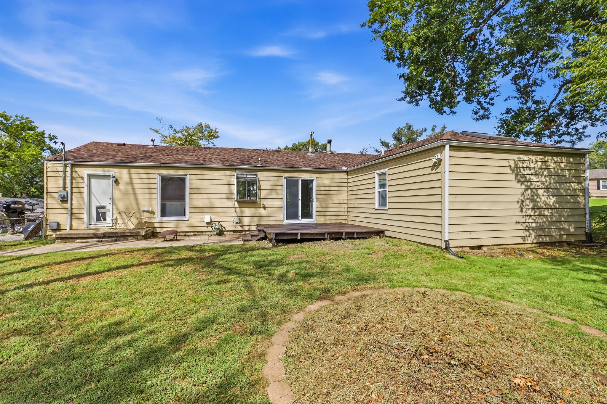  8519 West 69th Terrace, Overland Park, KS 66204 - 物件實景