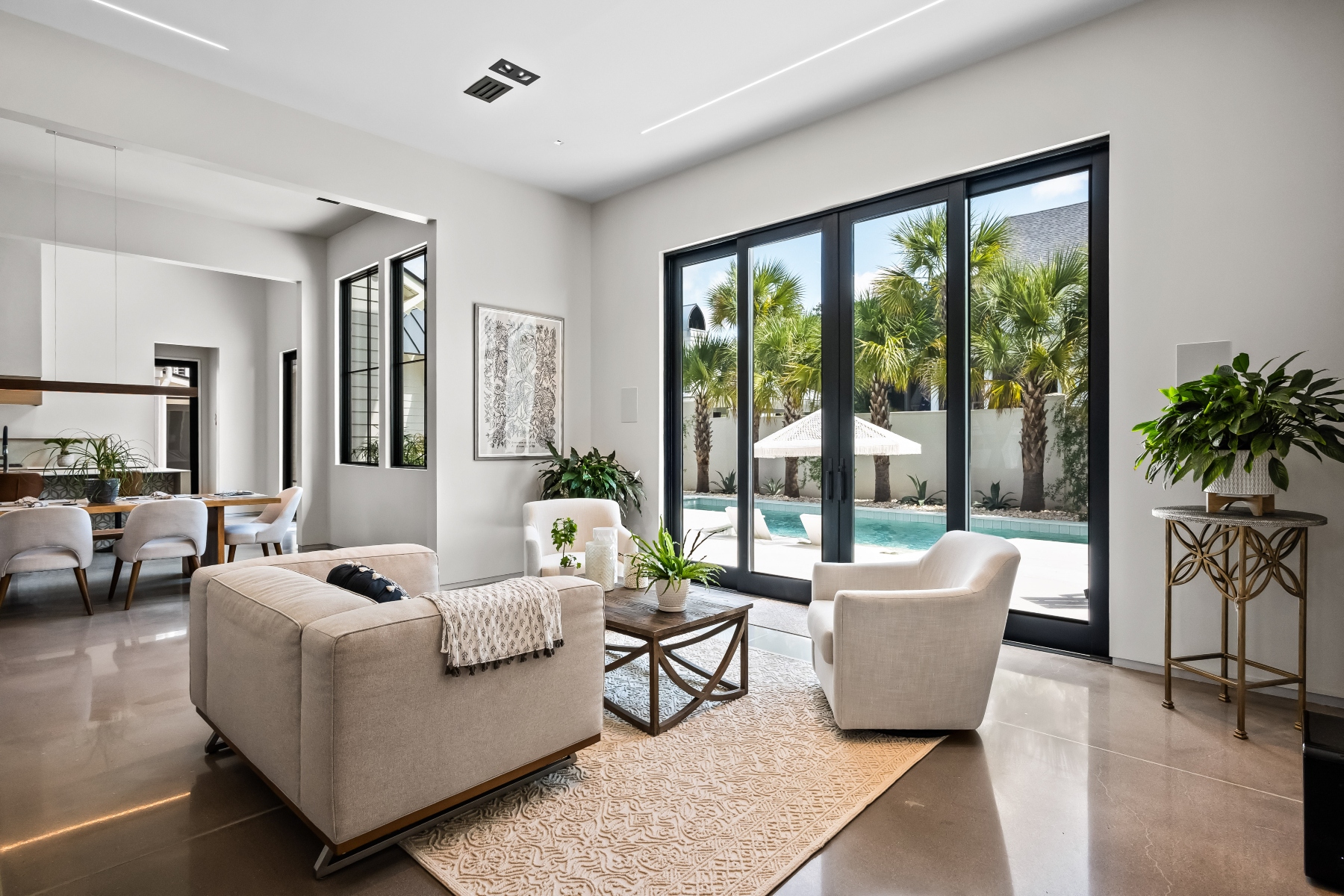  700 Stucco Lane, Mount Pleasant - 物件實景