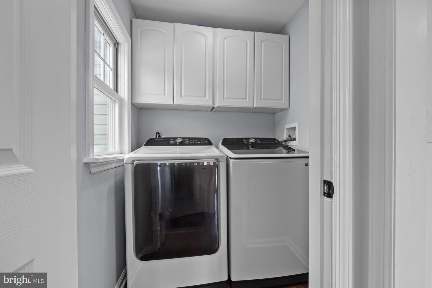 Pennington, New Jersey, 08534, United States, 4 Bedrooms Bedrooms, ,2 BathroomsBathrooms,Residential,For Sale,1940207