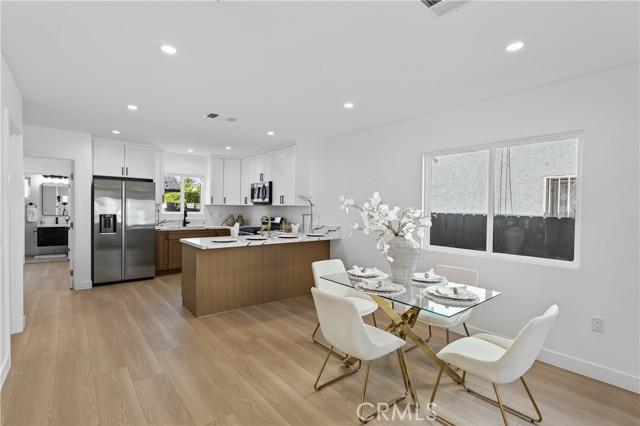 Los Angeles, California, 90044, United States, ,Residential,For Sale,1997733