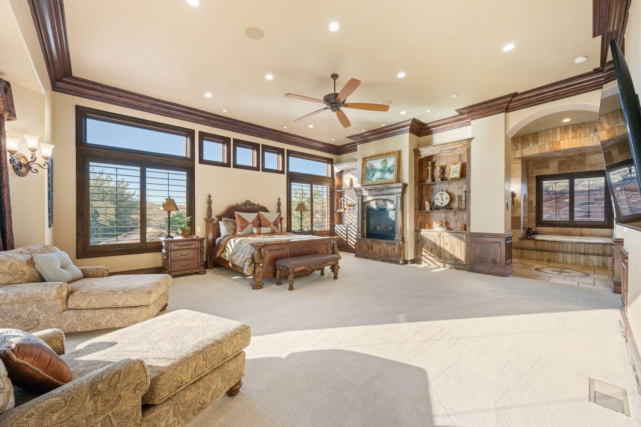 Washington, Utah, 84780, United States, 8 Bedrooms Bedrooms, ,9 BathroomsBathrooms,Residential,For Sale,1988893