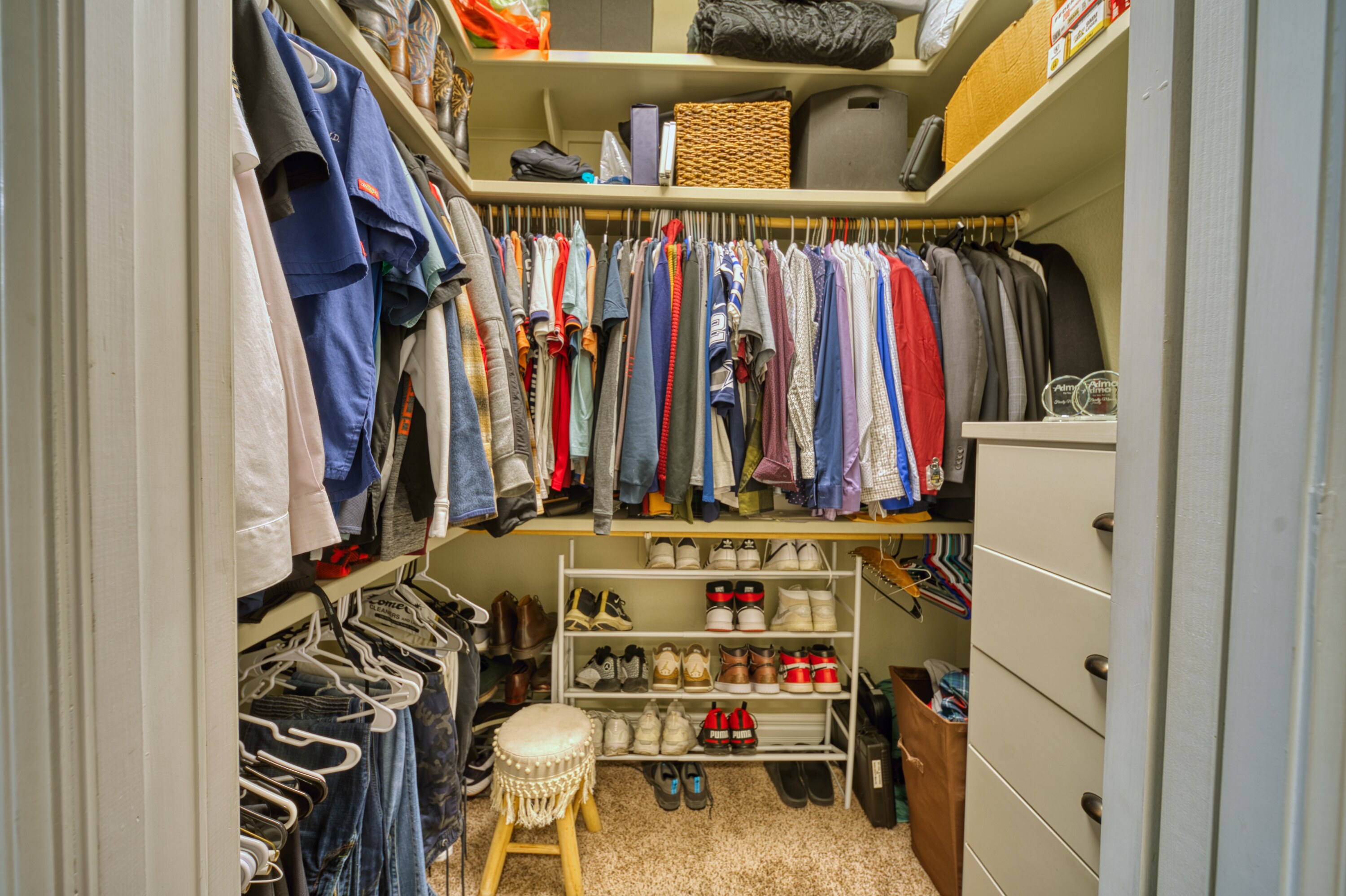 Carlsbad, New Mexico, 88220, United States, 5 Bedrooms Bedrooms, ,4 BathroomsBathrooms,Residential,For Sale,1974334