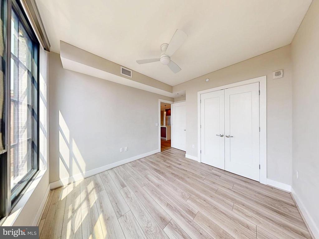 Rockville, Maryland, 20852, United States, 2 Bedrooms Bedrooms, ,2 BathroomsBathrooms,Residential,For Sale,1861250