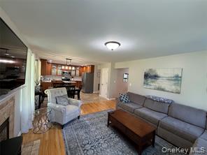 Poughquag, New York, 12570, United States, 3 Bedrooms Bedrooms, ,3 BathroomsBathrooms,Residential,For Sale,1983124