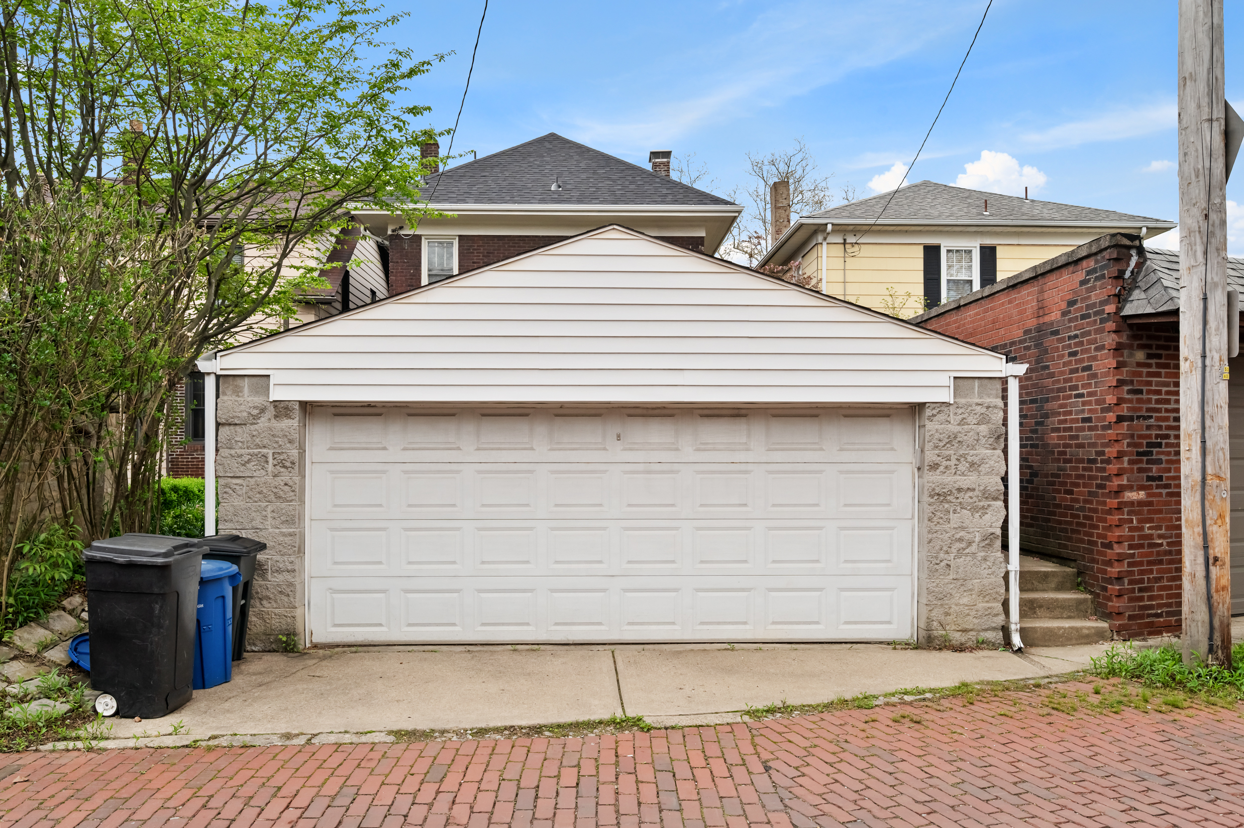  586 Celeron Street, Pittsburgh, PA 15221 - 物件實景